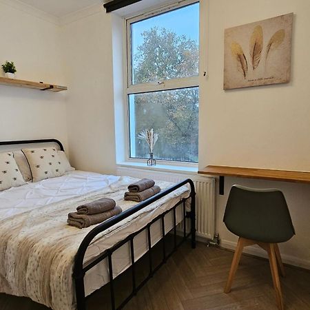 Bros Inn Hotel Лондон Экстерьер фото