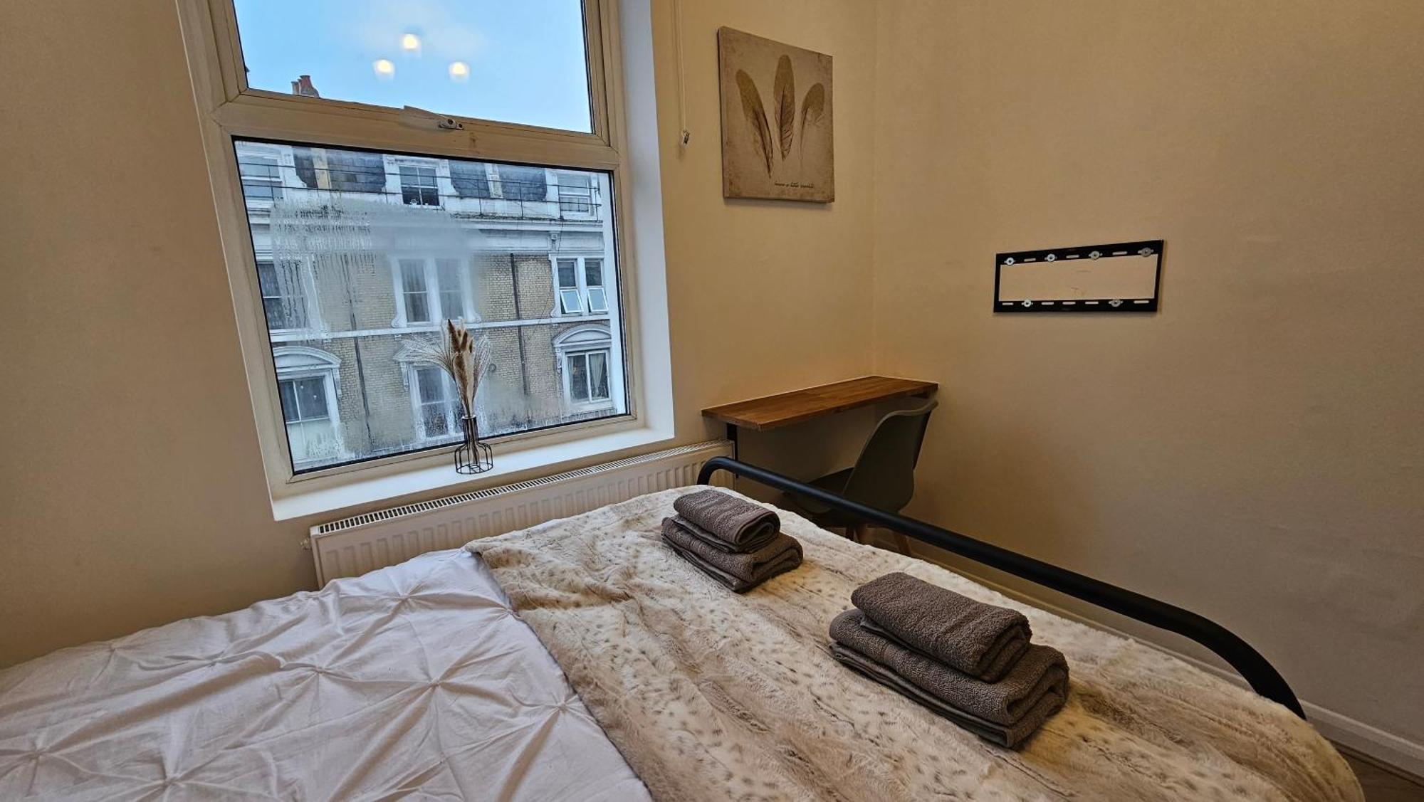Bros Inn Hotel Лондон Экстерьер фото
