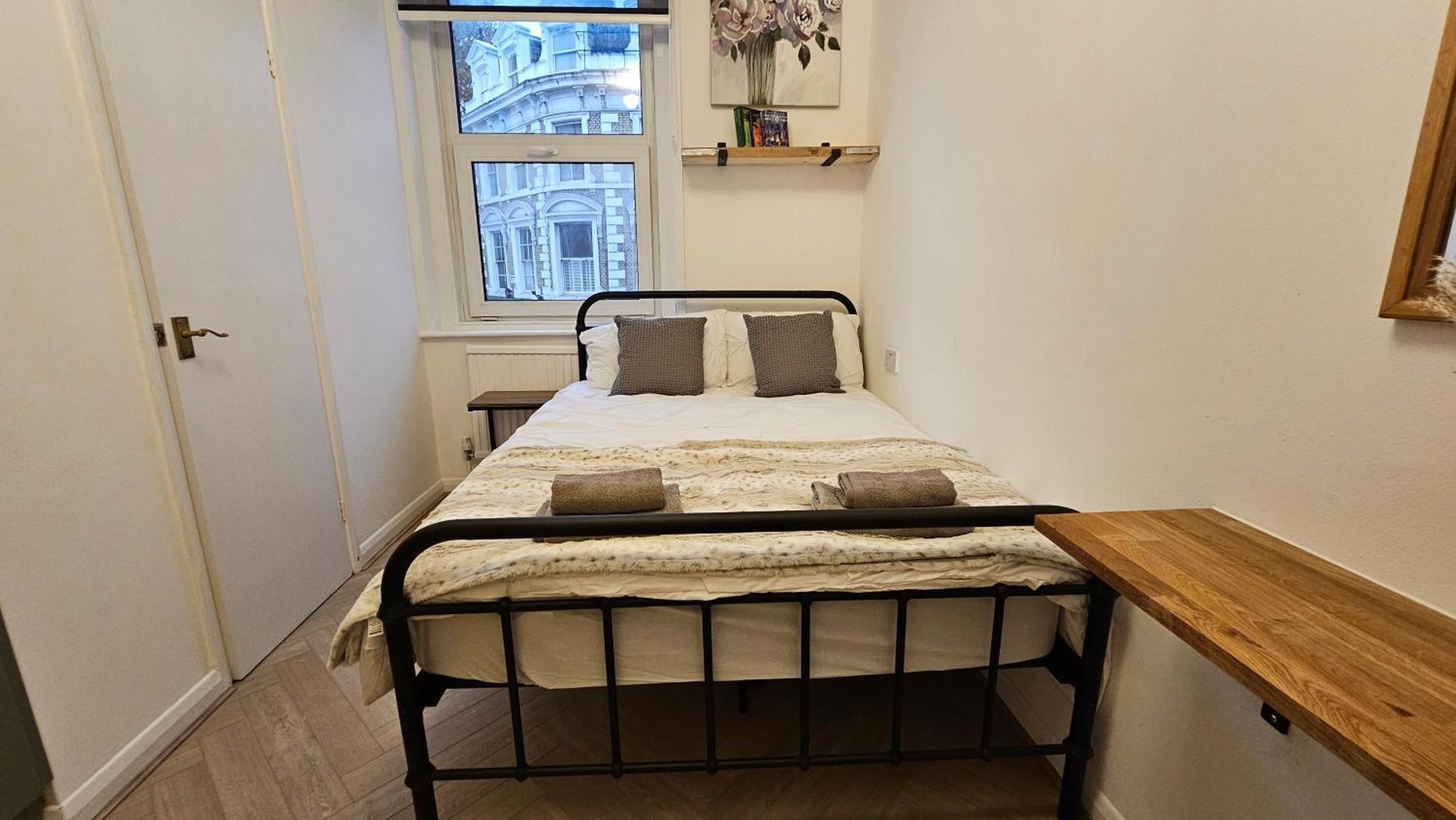 Bros Inn Hotel Лондон Экстерьер фото