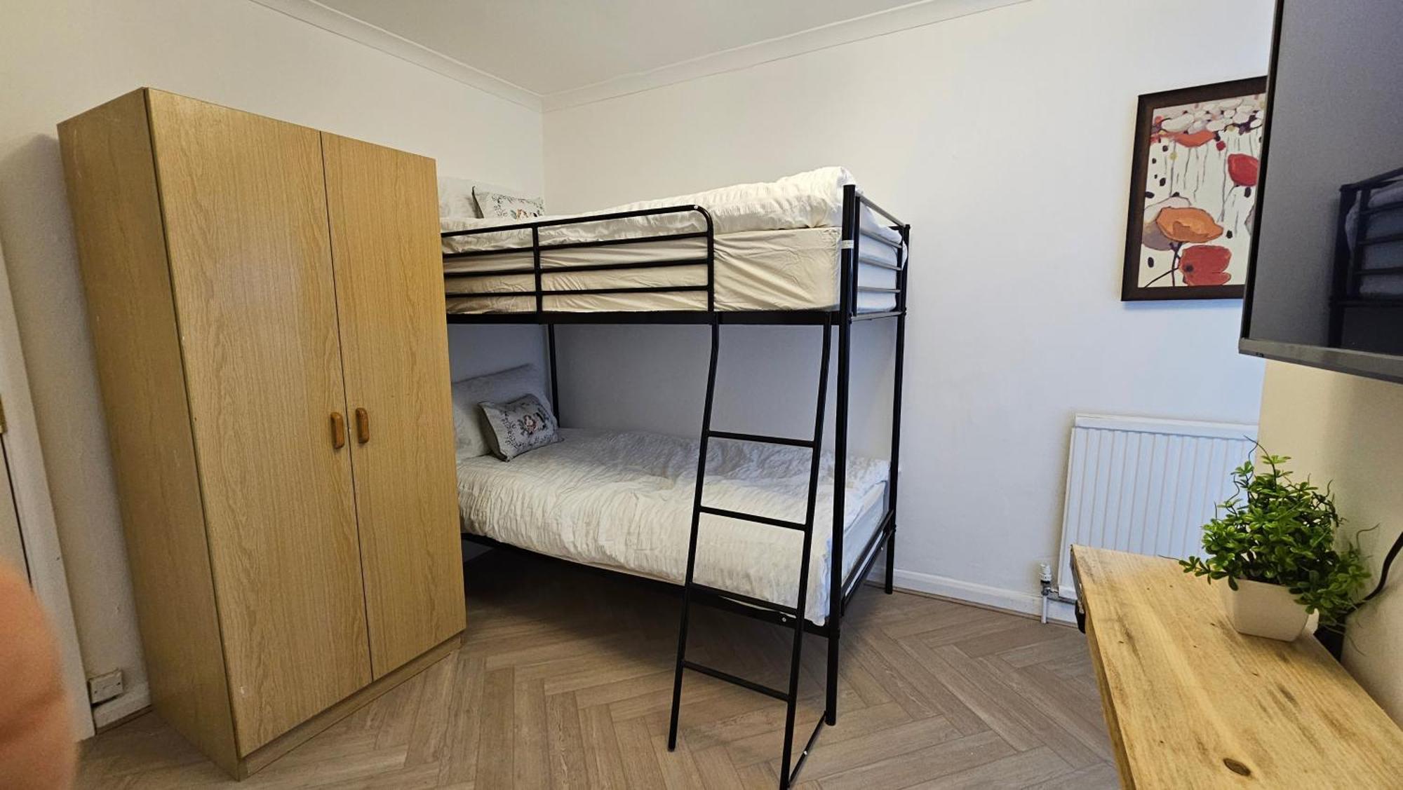Bros Inn Hotel Лондон Экстерьер фото