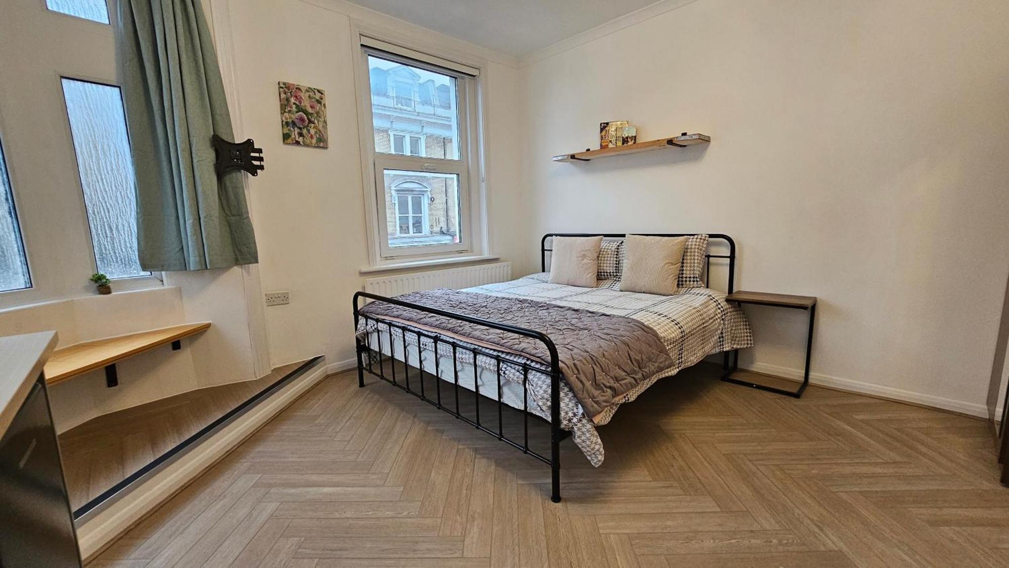 Bros Inn Hotel Лондон Экстерьер фото