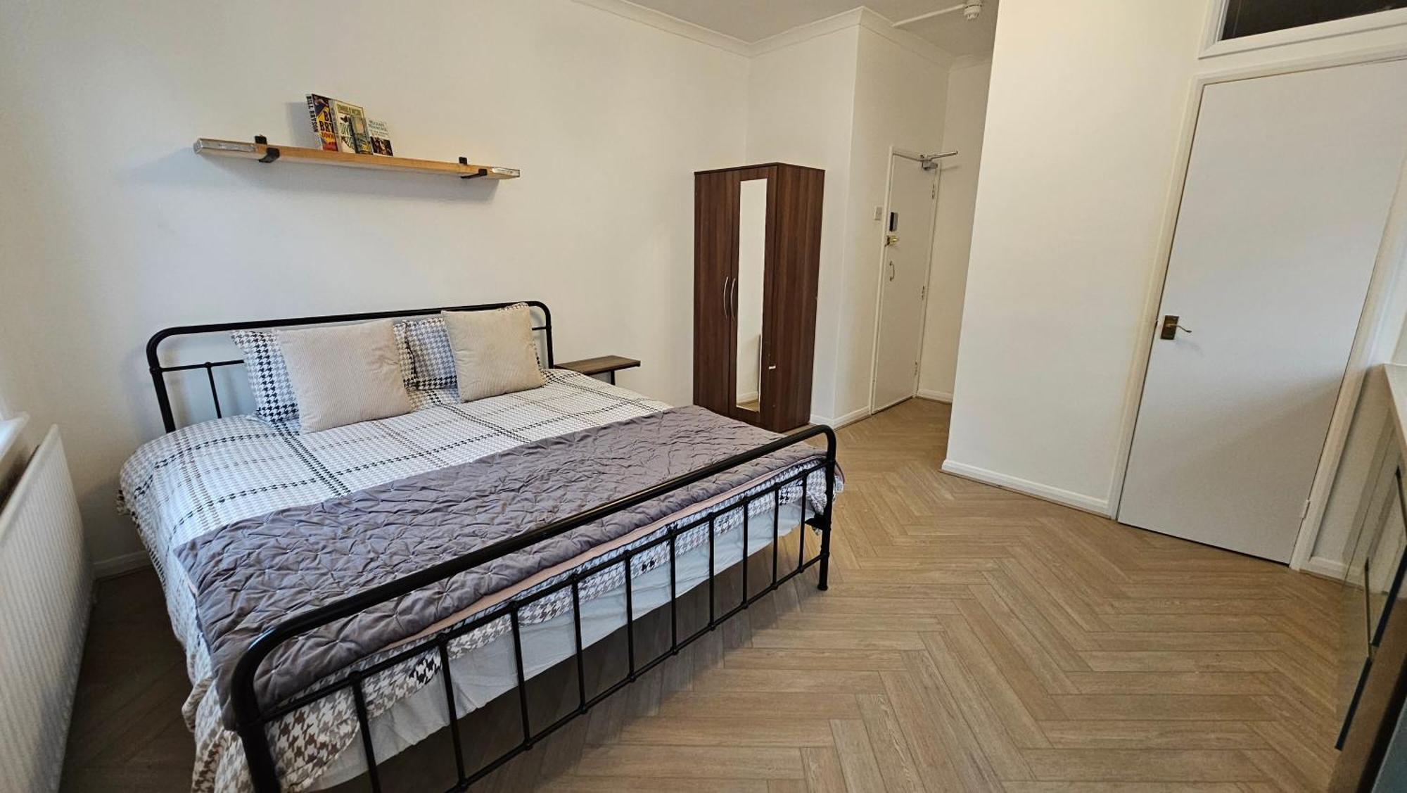 Bros Inn Hotel Лондон Экстерьер фото