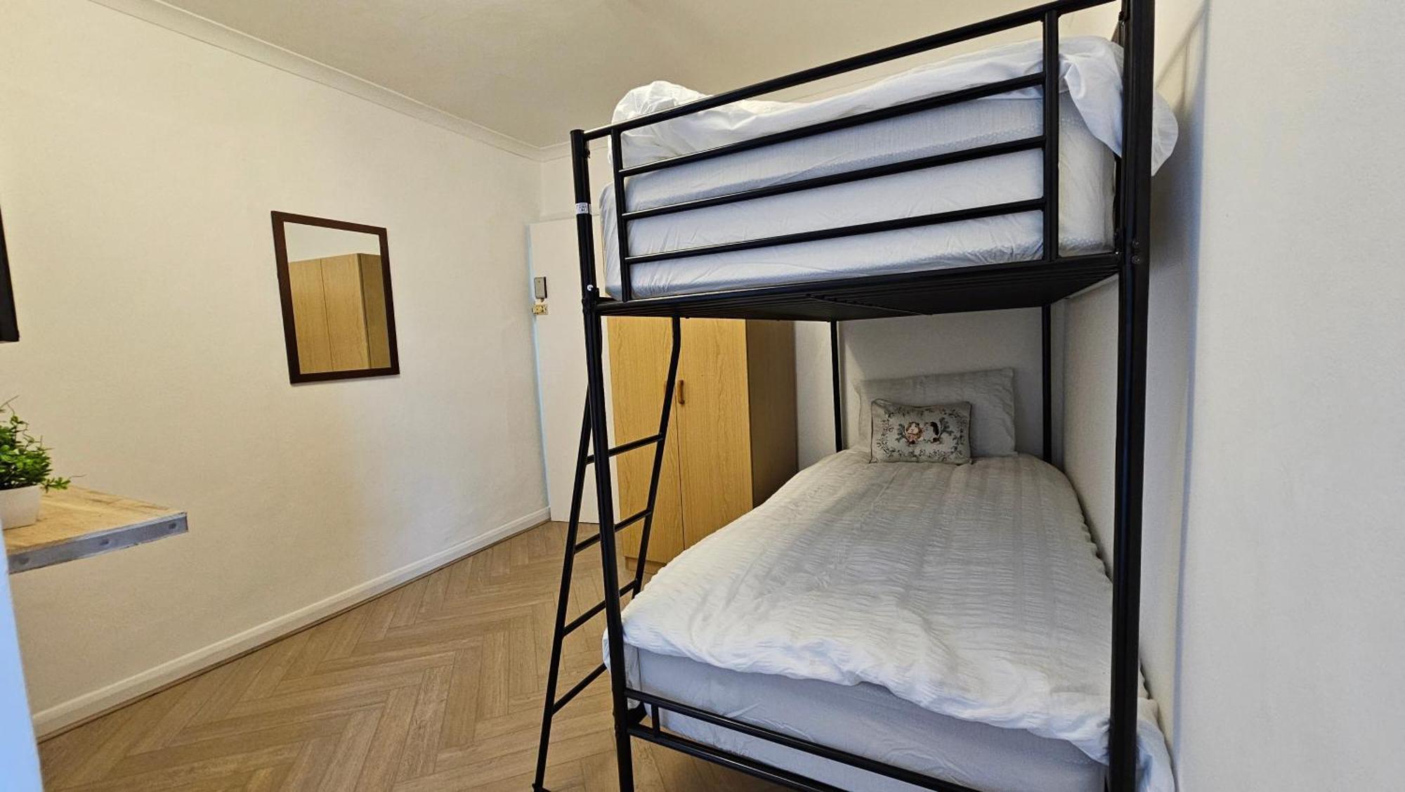 Bros Inn Hotel Лондон Экстерьер фото