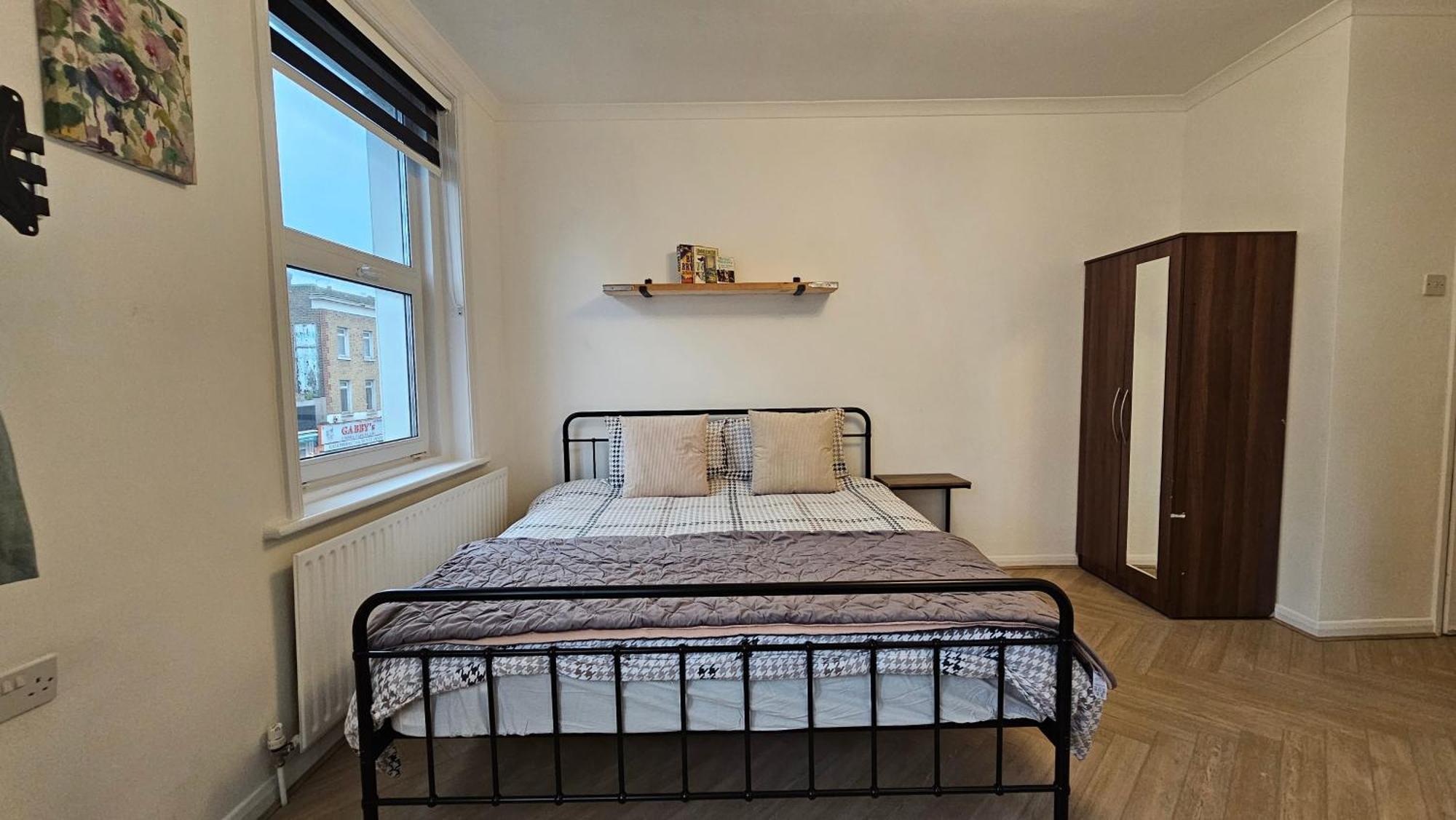 Bros Inn Hotel Лондон Экстерьер фото