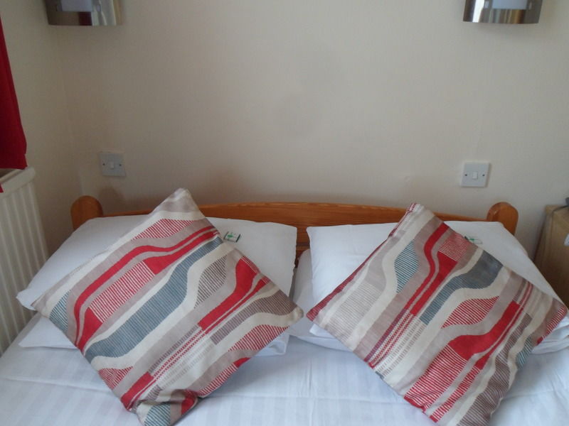 Bros Inn Hotel Лондон Экстерьер фото